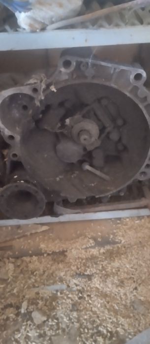 Продам запчасти на гольф