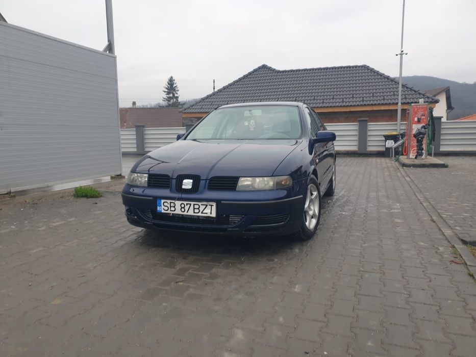 Vând Seat Leon  benzina