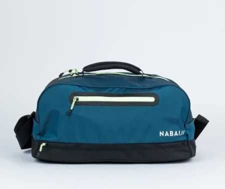 Спортна чанта и халат за плуване Декатлон