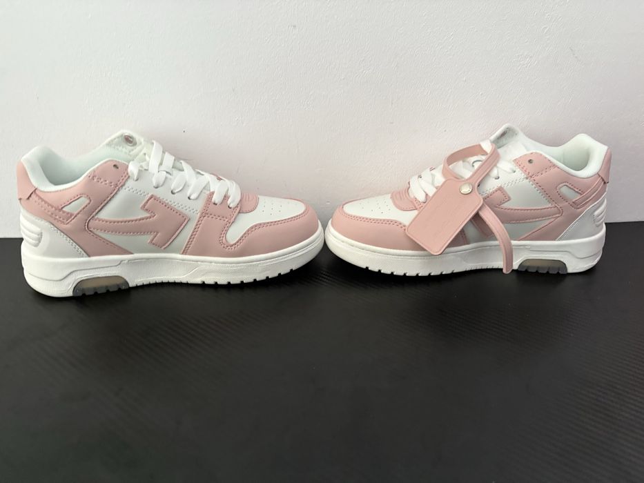Off white out off office