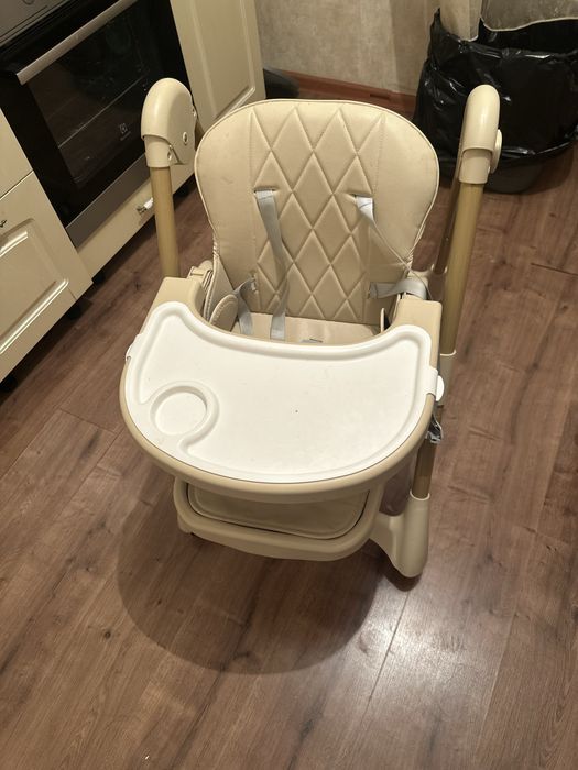 Детский столик для кормления