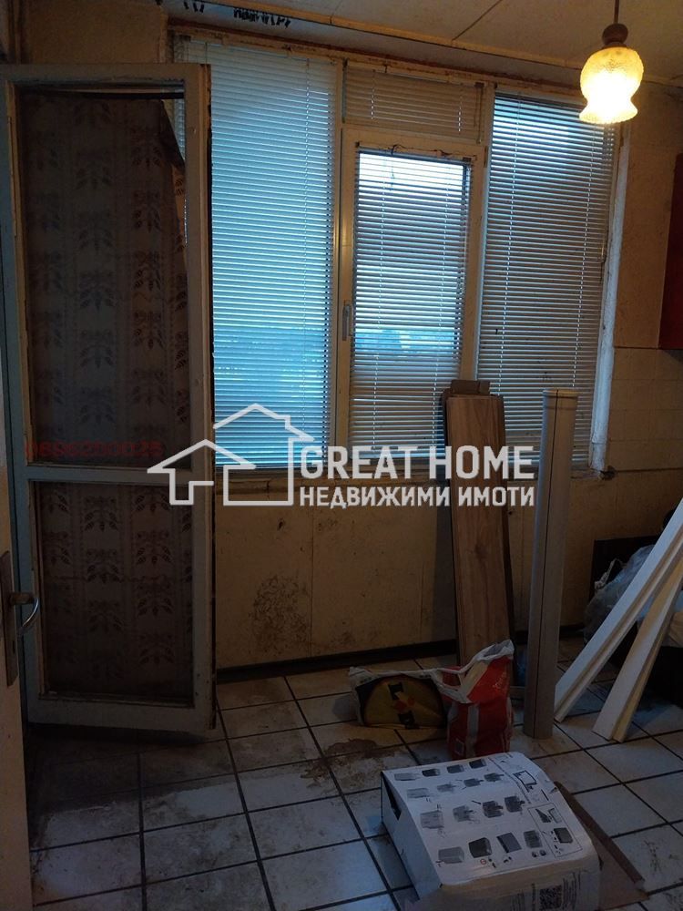 Продава се Двустаен апартамент в Търговище, Център - 66 кв.м за 928 €/кв.м - Снимка #5