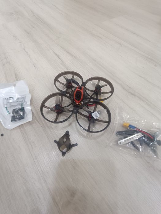 Мини дрон Mobula8