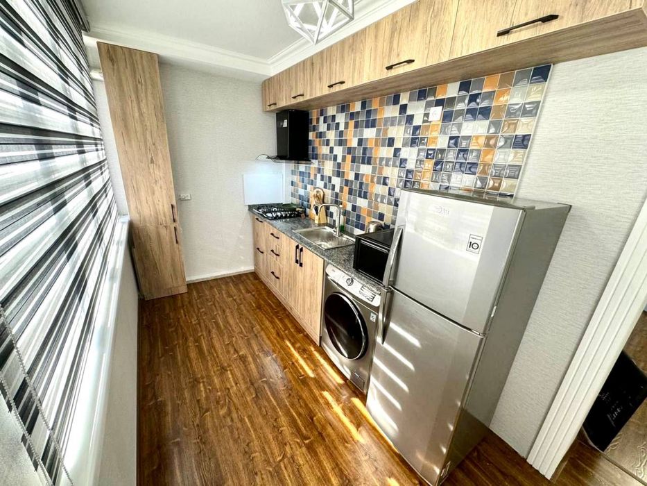 Сдаётся 1 комнатная студия квартира 8-МАРТ