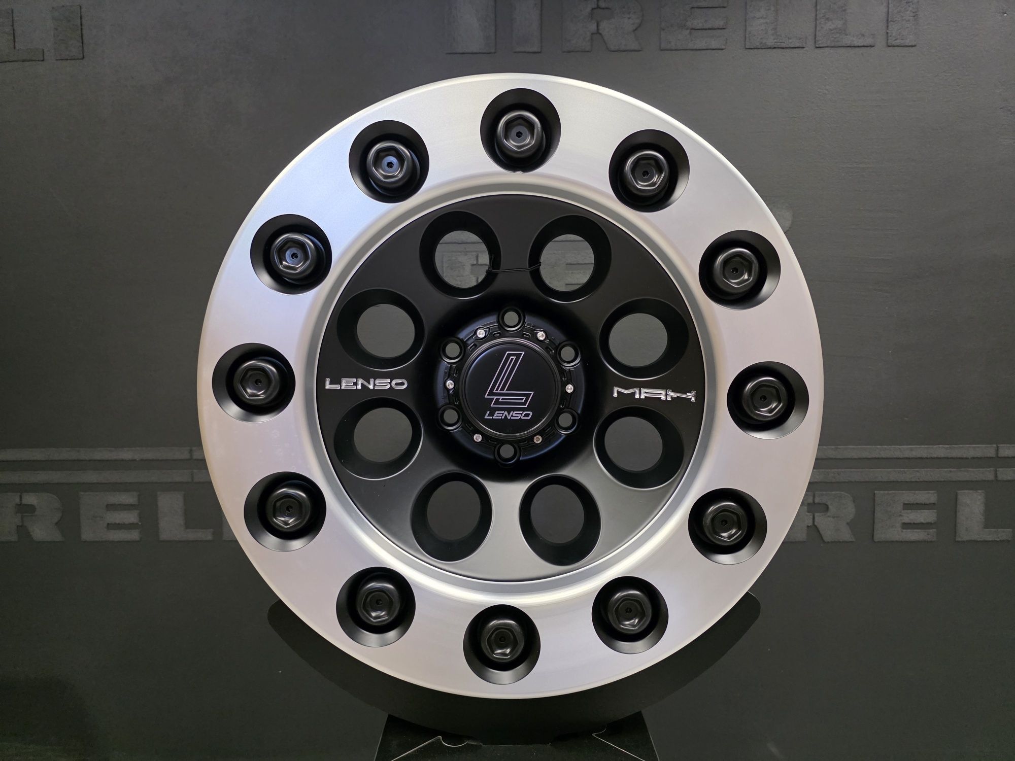 20цола/6x139.7/Toyota/Chevrolet-Silverado/Ford-Ranger/6х139.7/4бр