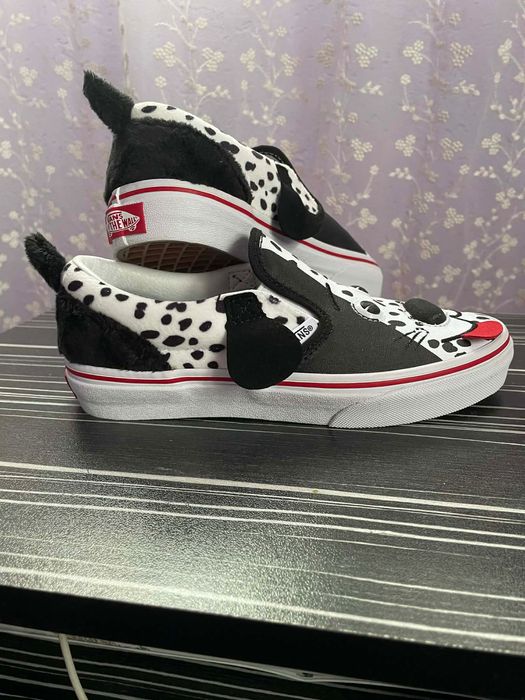 Детски кецове Vans ,101 далматинци