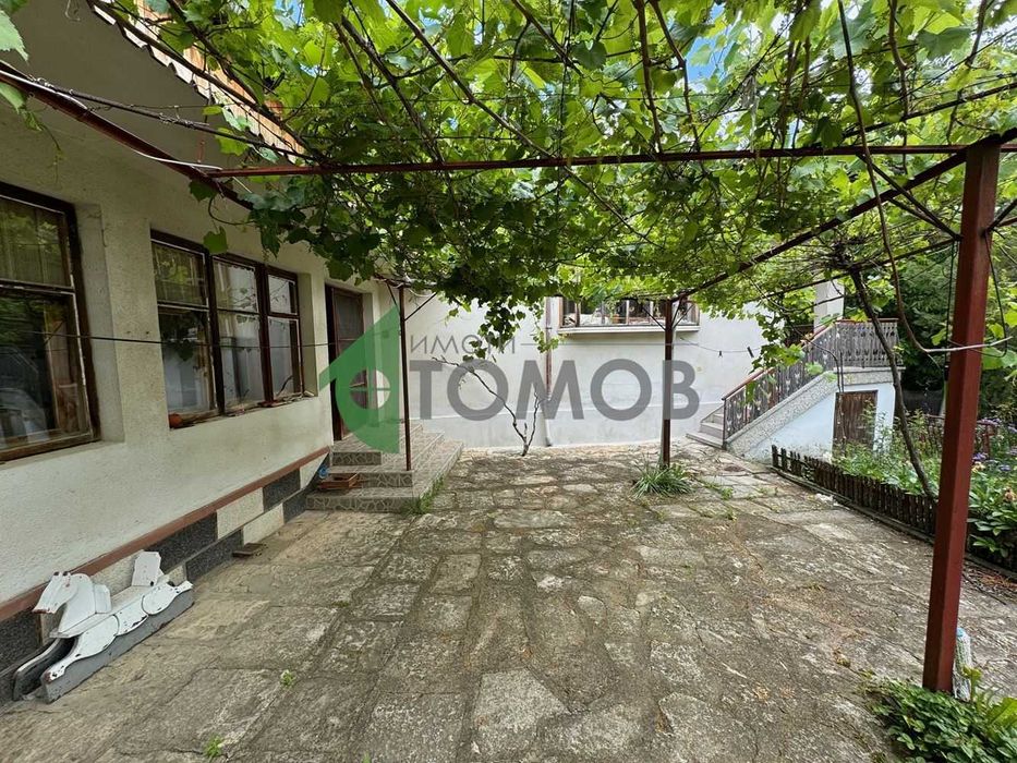 Продава се Къща в с. Белокопитово, Област Шумен - 326 кв.м за 391 €/кв.м - Снимка #6