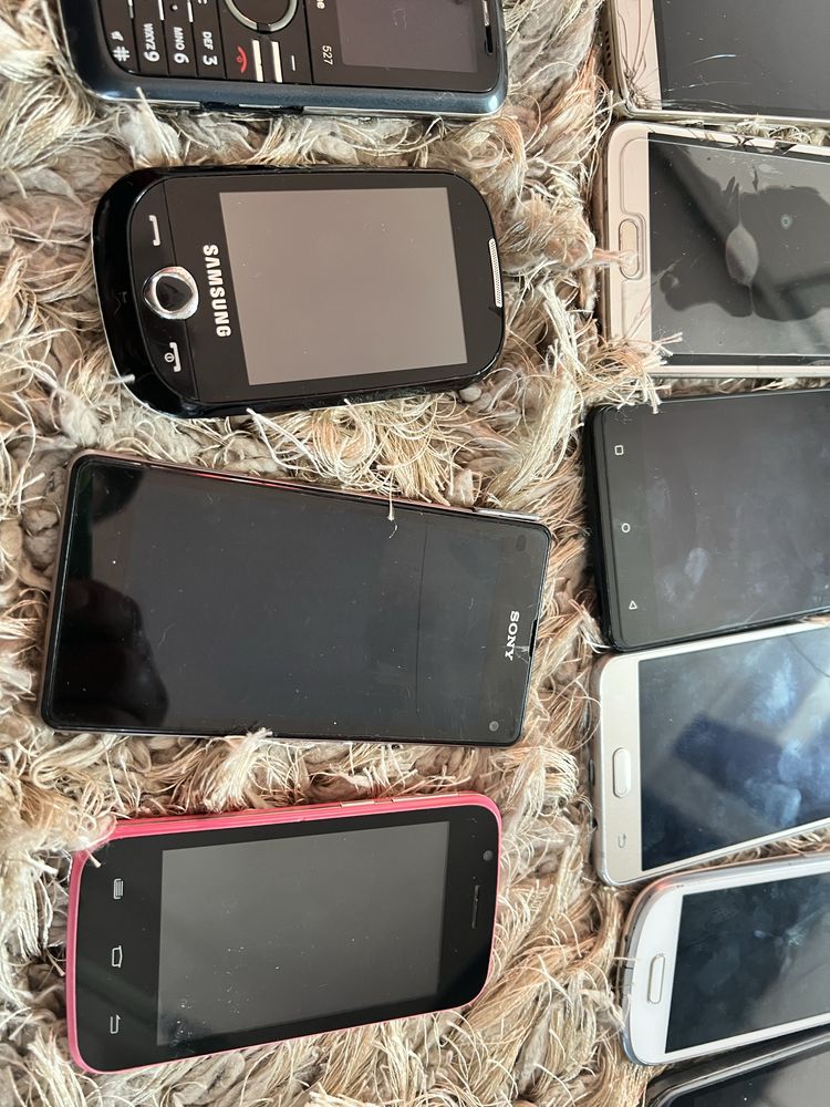 Telefoane defecte