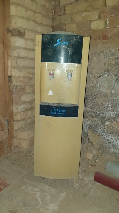 Кулерь для пить воды