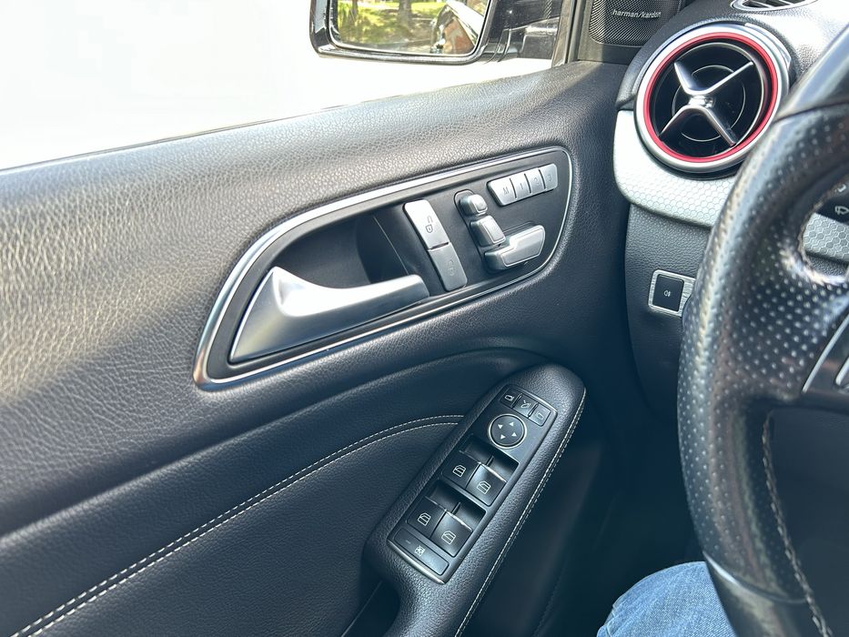 Mercedes B 200 AMG Line