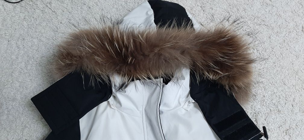 Куртка на подростка,зима,мех натуралка