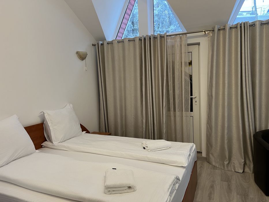 Cazare cabana/camere individuale Poiana Brasov aproape de partie