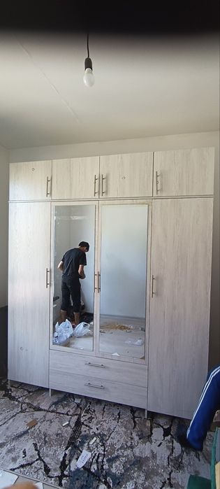 Osiyo mebel shkaf sotiladi dastafka ustanovka bepul birinchi quldan