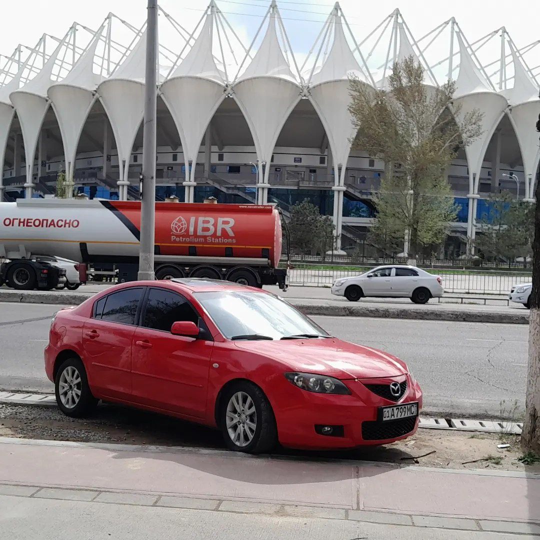 Мазда 3 матор кетган вкладиш айланип кетган Mazda 3 mator remonttalab