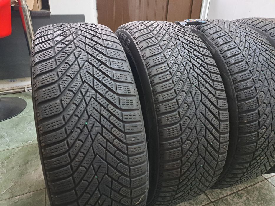 4 anvelope 235/50 R20 Pirelli dot 2023