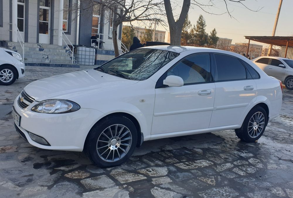 Ласетти оптра Корейский