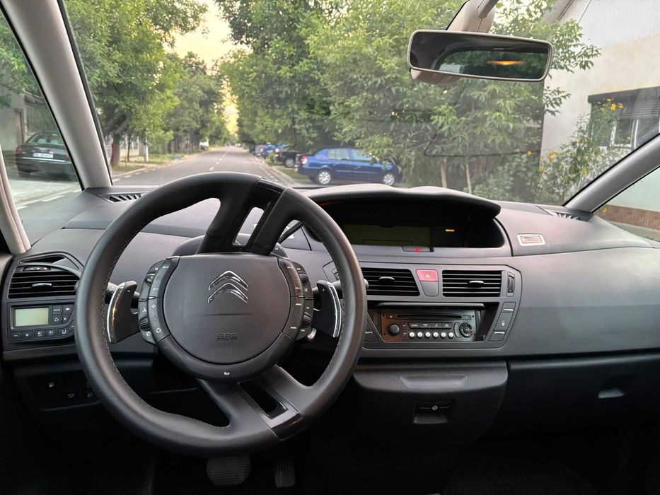 Citroen C4 Picasso 1.6 TDI, 7 Locuri, Automată, 2013 – Consum Mic