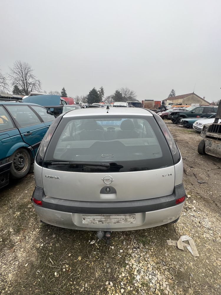 Opel Corsa B НА ЧАСТИ