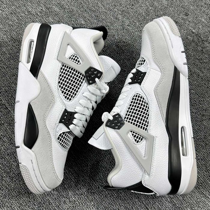 Air Jordan 4 Military Black