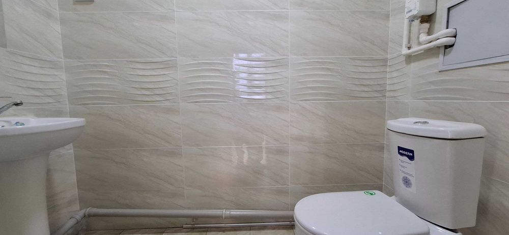 Шахар марказидан барча кулайликларга эга 90 м2  бино ижарага берилади.