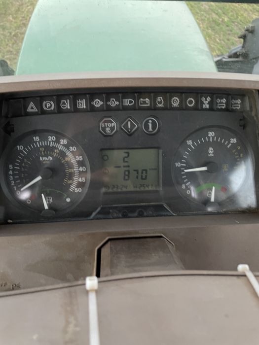 John deere 6610 cu incarcator frontal
