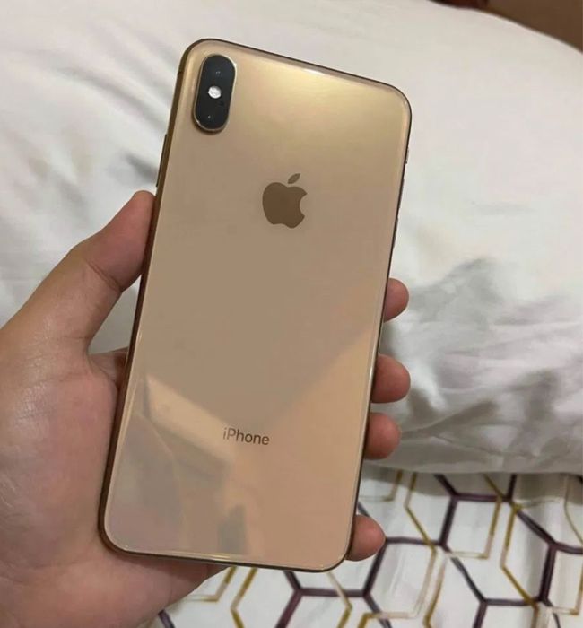 Обменяю айфон хс макс