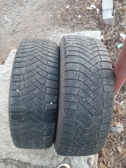 Продам шины 215/65/16 пирелли