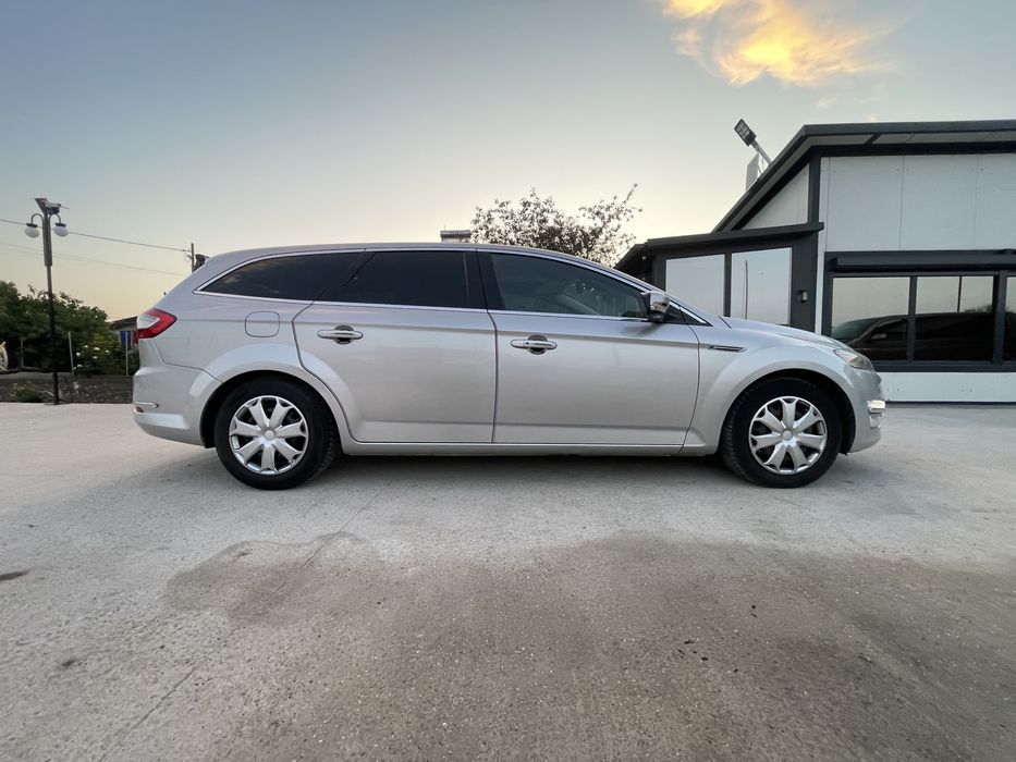 Ford Mondeo 2010 Automat