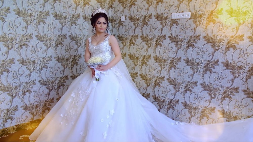 Свадьебное платье