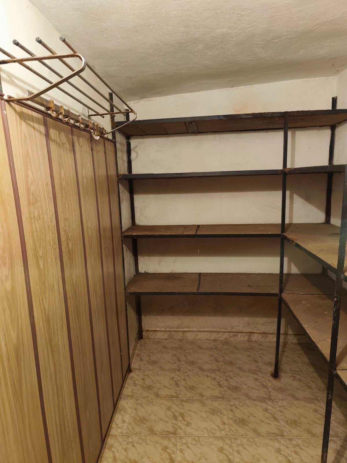 Продава двустаен гр. София, ж.к. Банишора
