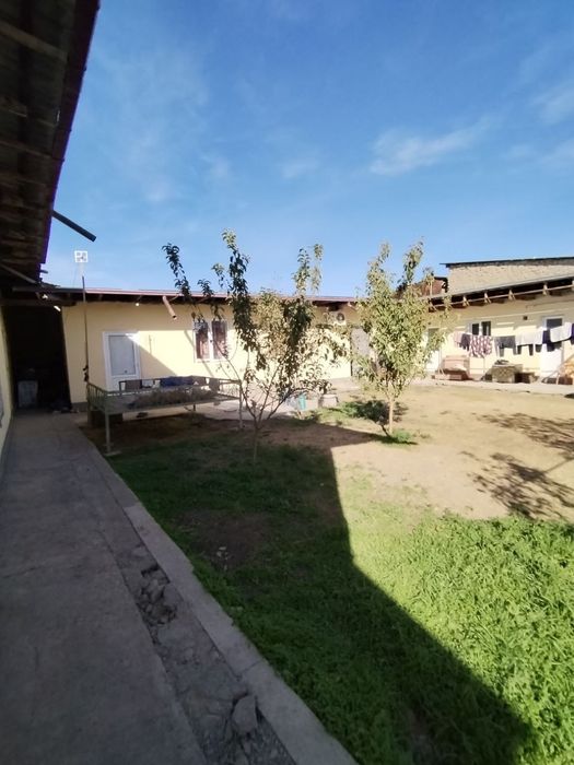 Ижарага ховли уй