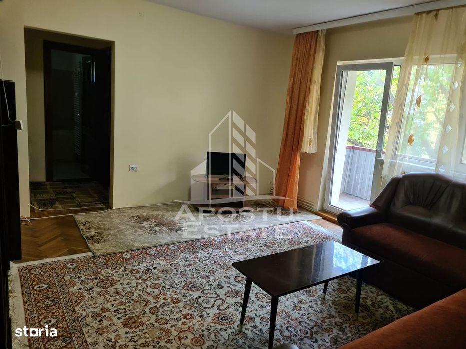 Apartament cu 2 camere in zona Complexului, centrala termica, etajul 2