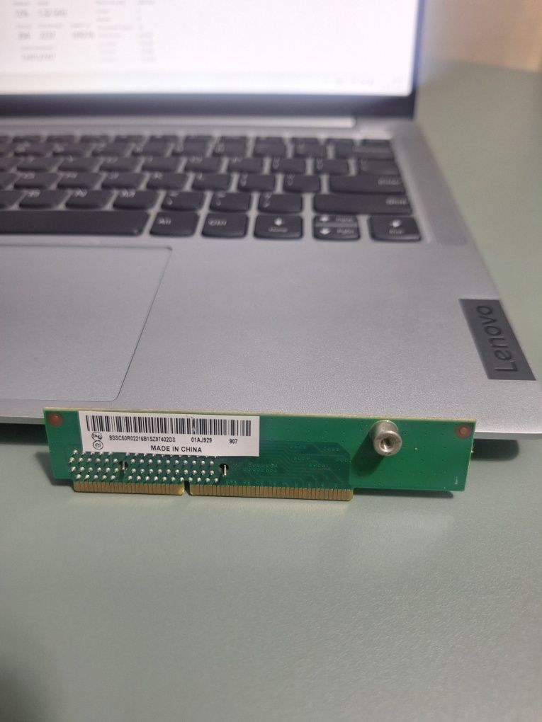 Riser PCI Express compatibil Lenovo ThinkCentre ThinkStation