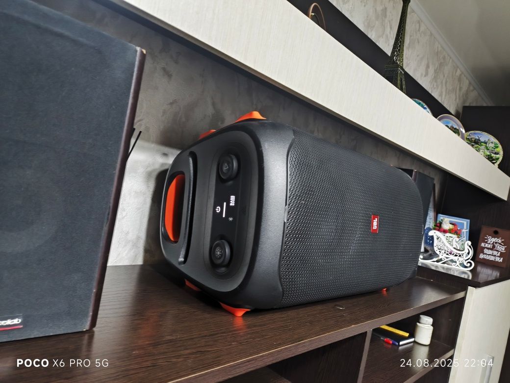 Продам колонку JBL