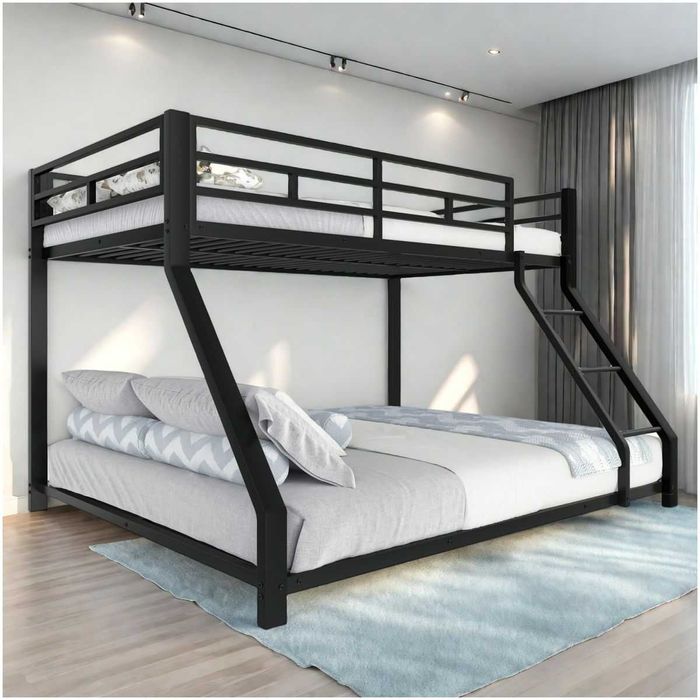 Двухъярусная кровать LOFT с матрацами