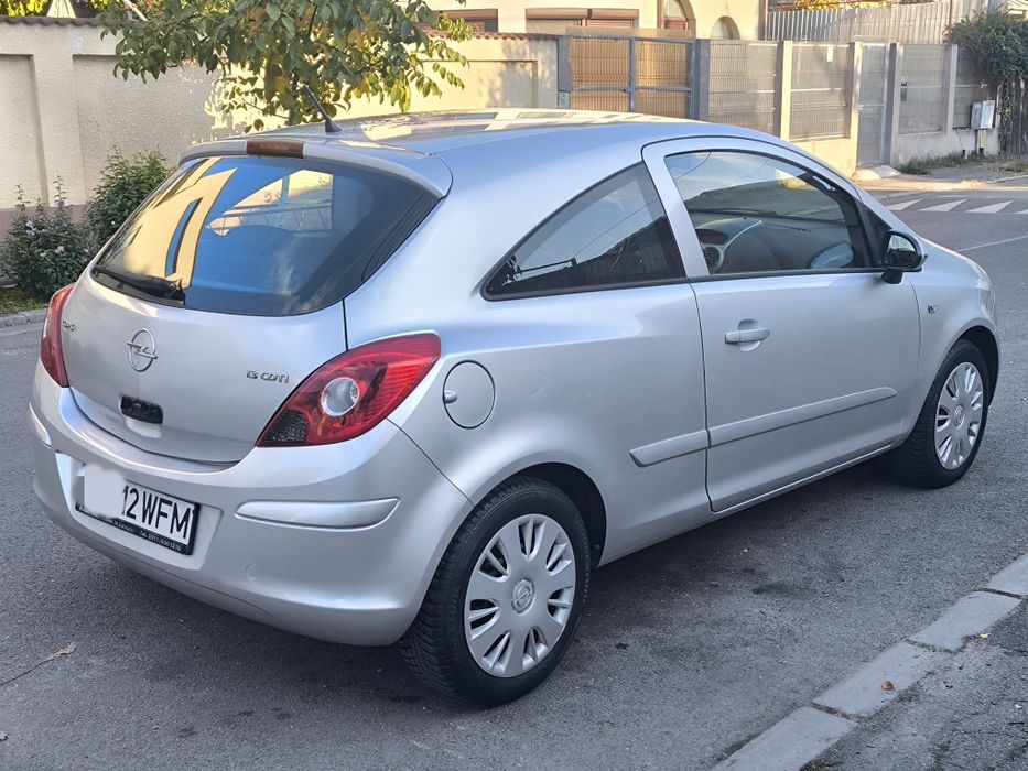 Opel Corsa D 1.3 CDTI 75cp
