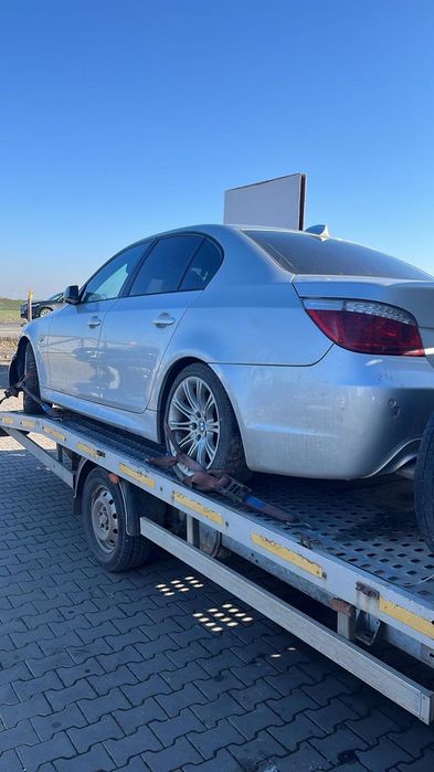 Dezmembram BMW seria 5 2.0 diesel 520d E60 din 2009