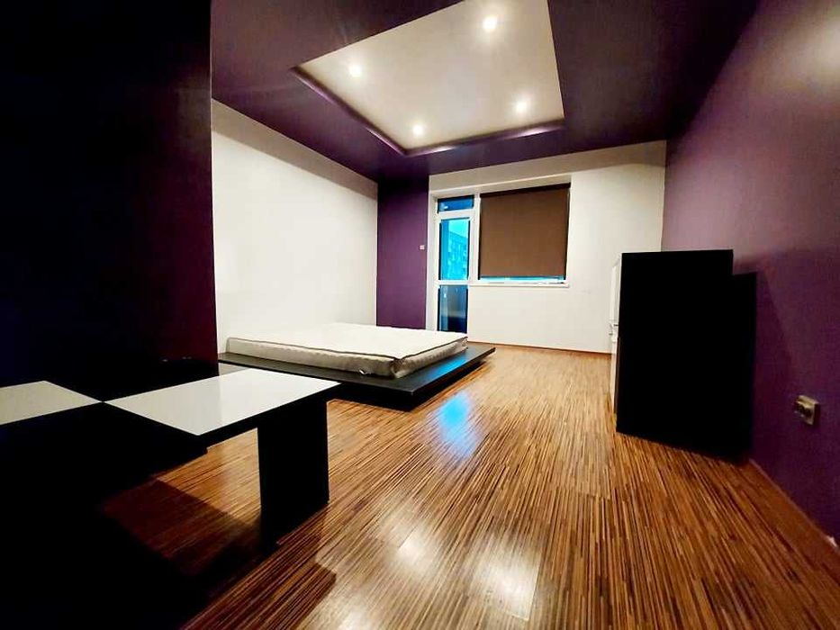 Дава се под наем Двустаен апартамент в Бургас, Център - 78 кв.м за 173.4 € - Снимка #3