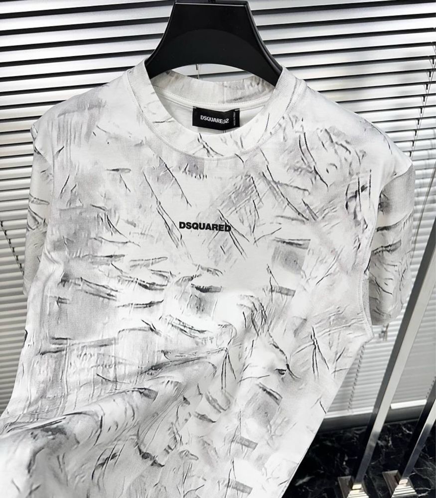 Tricou Dsquared2 dsq bumbac