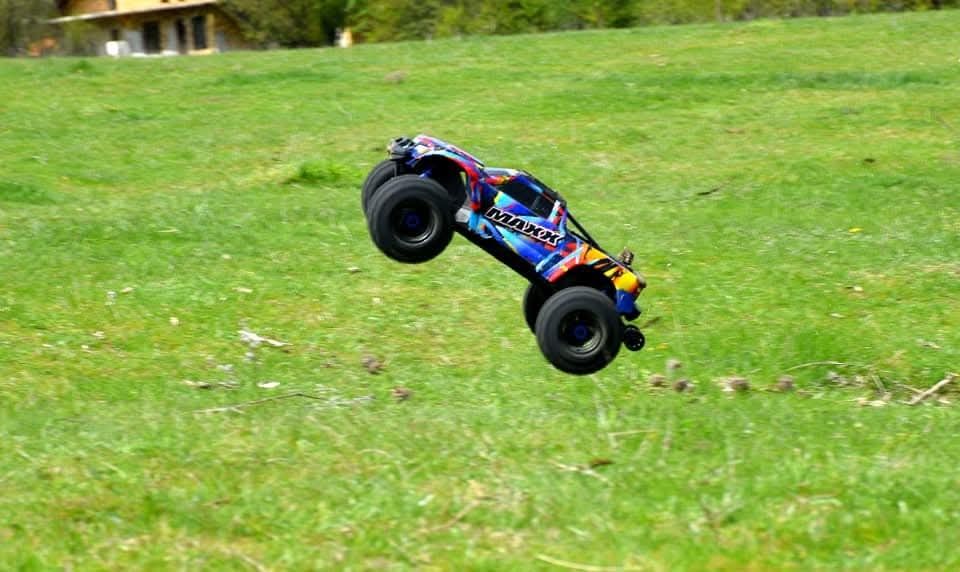 Traxxas maxx v2 4s