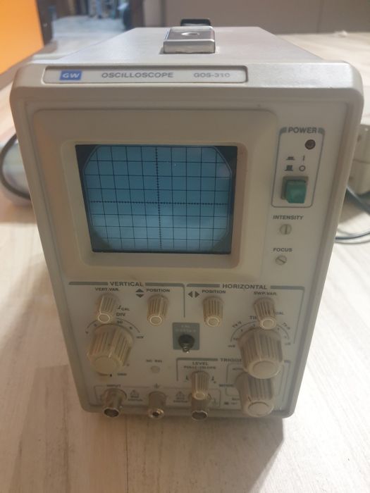 Osciloscop analogic GW Insteak GOS-310