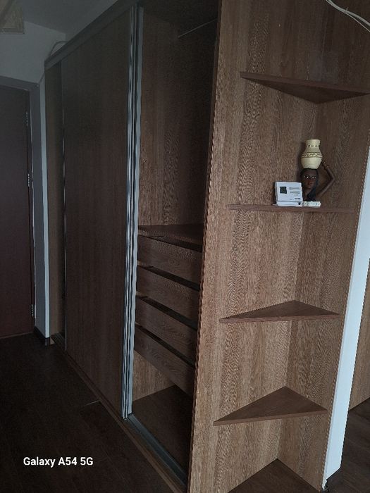 Dressing  pt living sau dormitor