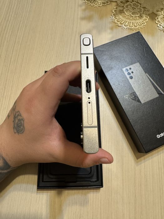 Samsung Galaxy S24 ultra dual sim 256GB, 12GB RAM