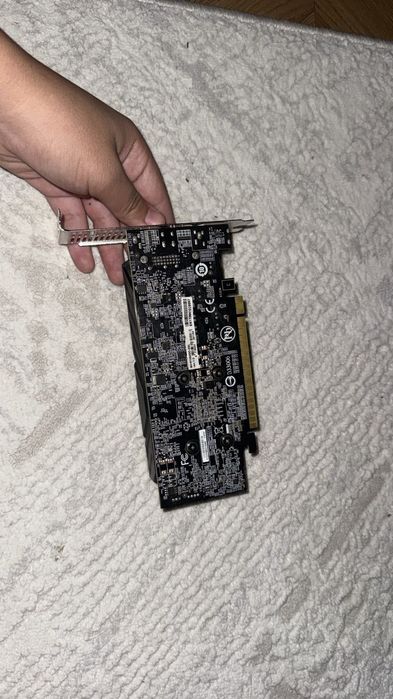 1050 ti gigabyte видео карта