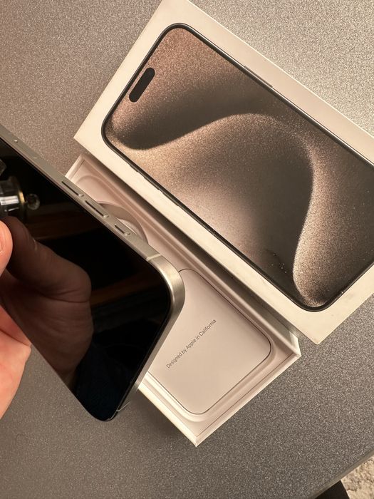 Iphone 15 pro max 512 battery 90%