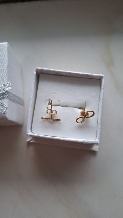 Cercei aur 14k model infinit