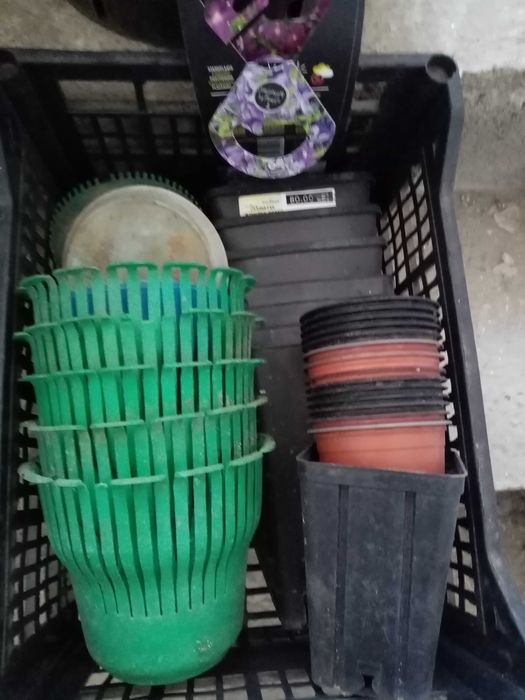 ghivece plastic rezistente
