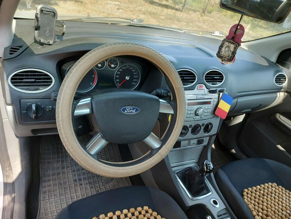 Ford Focus 1.6 benzina
