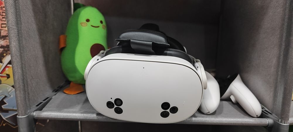 Oculus quest 3s продам
