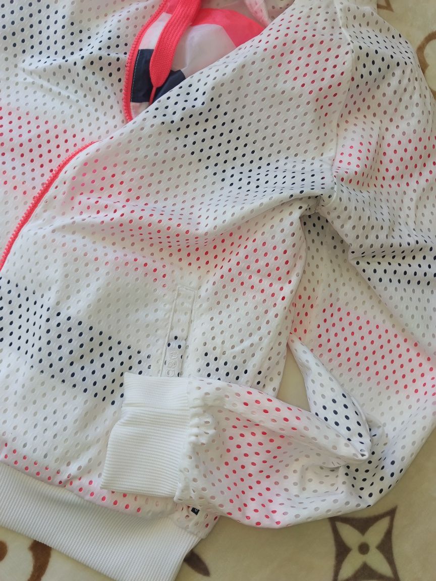 Продам почти  новая .adidas оригинал